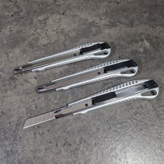 3 Stück Cutter-Sicherheitsmesser Metall 9mm